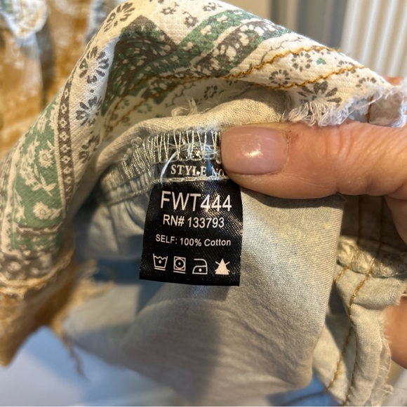 POL Patchwork Shacket with Mixed Patterns - Picture 7 of 7